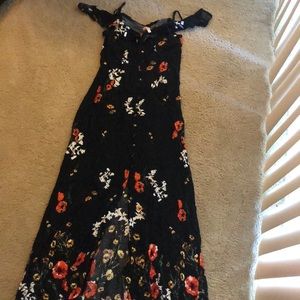 Women’s maxi dress